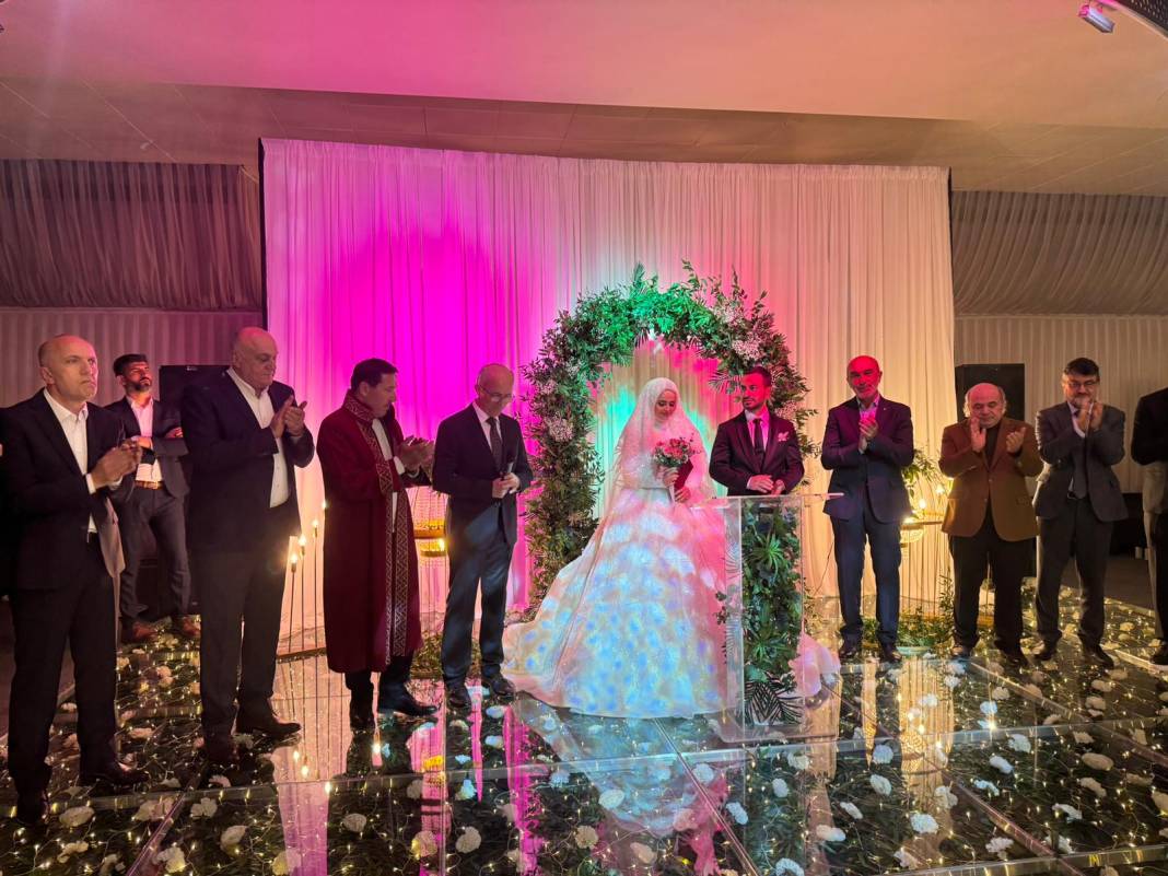 Gülnihal ile Emre evlendi 1